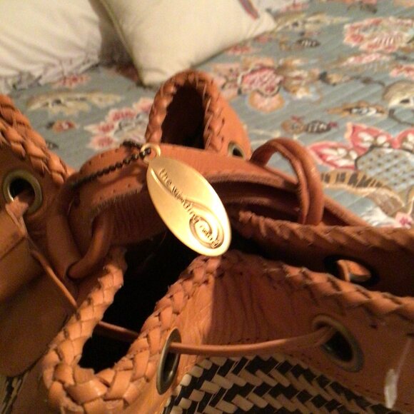 The Winding Road Borneo Collection Large Rattan Sling Bag - Picture 6 of 7